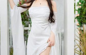 秀人网 – 这波白浅浅女王的写真，图集里的每一张都像在发号施令，太牛了吧！