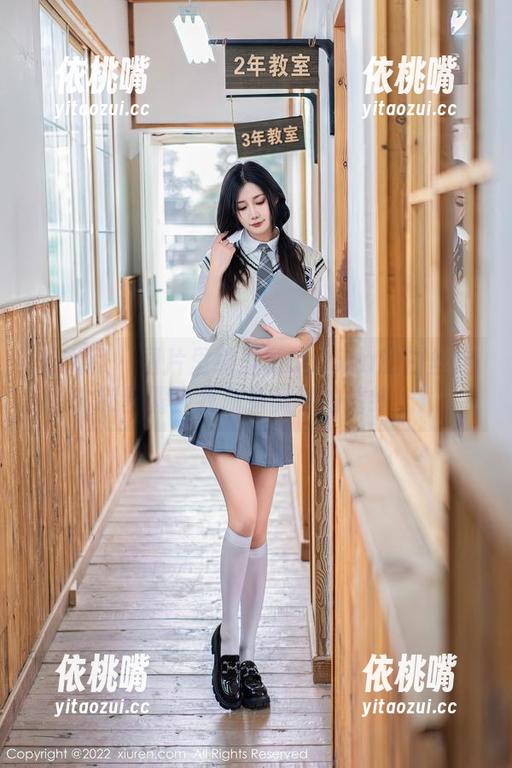 秀人网-绮里嘉Carina 秀人网 - 图片里绮里嘉Carina的白丝定制暴露了我所有微妙的情绪。
