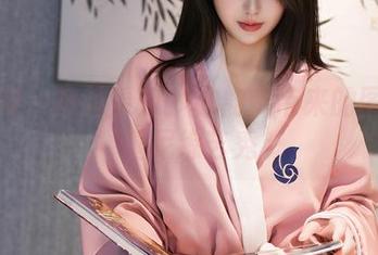 秀人网 – 热辣看点：苏韵锦带来的图库比基尼综艺秀