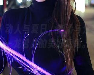 秀人网 – 动人与夏日，高清与分享齐飞——龙雪儿的美好视角。