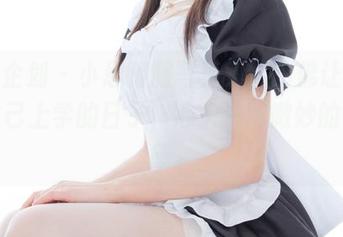 紧急企划 – 小恩制服写真集，仿佛让人想着自己上学的日子，心头一阵微妙的怀旧感。