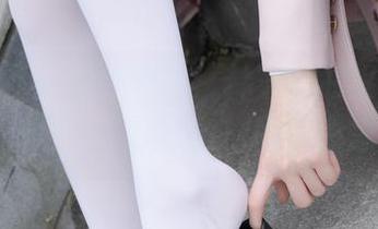 紧急企划 – 最新图包：林书辞的白裙，清冷又迷人，呼之欲出的小心思～