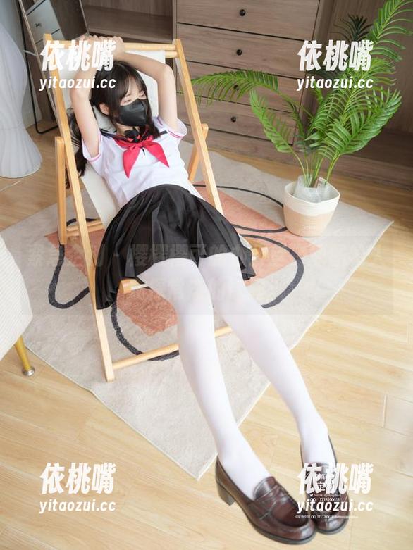 紧急企划-樱樱樱可 紧急企划 - 樱樱樱可的办公室,原图给人窥探常态的欲望。