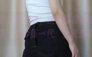 绮梦摄影 – 请注意，这是露露的免费职业装写真，展示新一代‘上班族偶像’