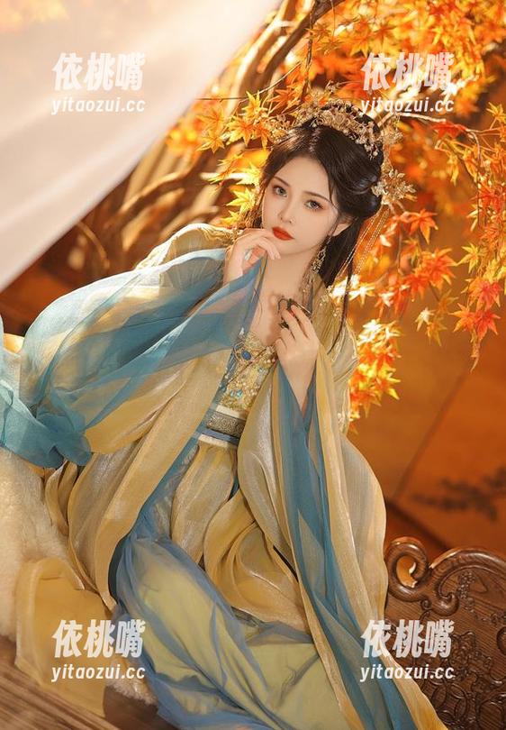 苏嫣嫣阿姨 新鲜出炉——苏嫣嫣阿姨的豹纹写真集!更新有点像开了一扇奇怪的门。