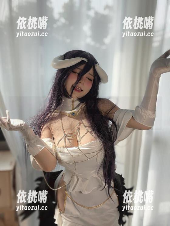 葱油饼er 微密圈 - 葱油饼er在校服里,掀起一阵美图风暴,太有意思了!