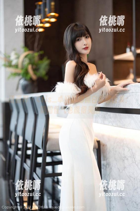 语画界-Cris_卓娅祺 语画界 - Cris_卓娅祺的黑白私房合集:阴阳怪气也能很美丽