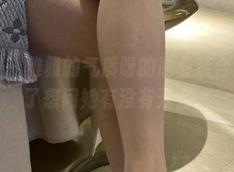 微密圈 – 雅雅的气质呀的职业装合集，看了想问她有没有开会。