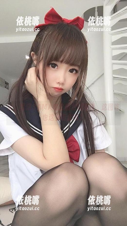 雪琪SAMA 哇,雪琪SAMA的这副定制眼镜,这图咋也这么有趣呢?