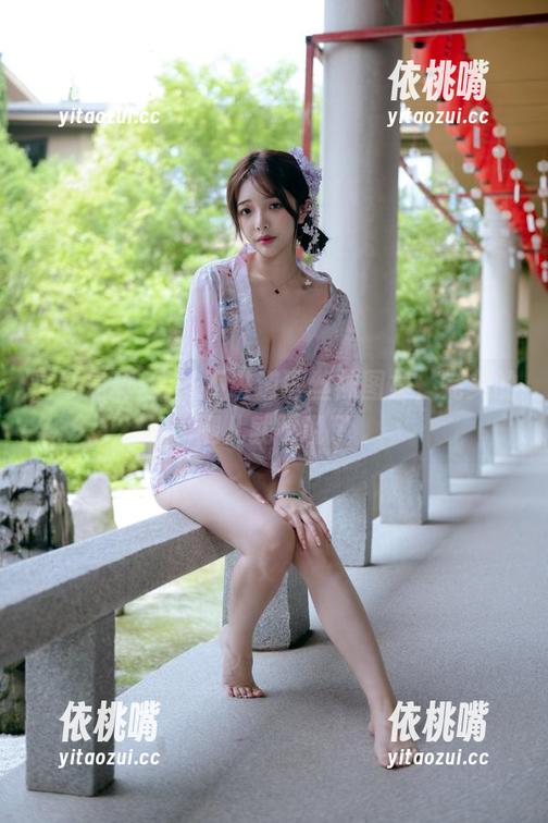 雯妹不讲道理 这可是真·雯妹不讲道理丝袜图集,完美的腿儿就不说了