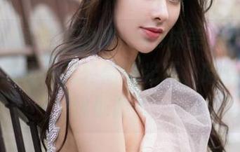 魅妍社 – 图片里的Mieko林美惠子，那个脚丫子戴着一层轻盈的光环，哈哈，看了我都傻了！