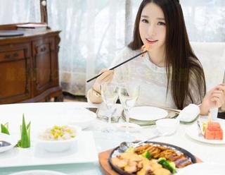 魅妍社 – 陈雅漫VICKY的清纯图册：每一张都像初恋的晨曦，傻乎乎的可爱！